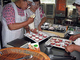 例会「お菓子づくり」