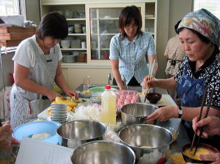 例会「お菓子づくり」